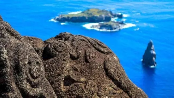 entorno natural hotel en rapa nui chez maria goretti orongo ranu kau